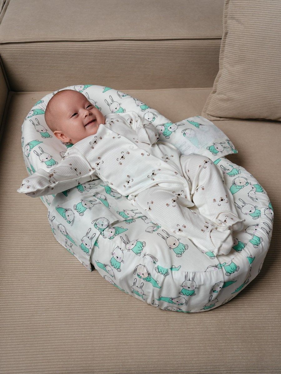 снимок Подушка c эффектом памяти «Baby-Люлька» зайчики от магазина BIO-TEXTILES ОПТ