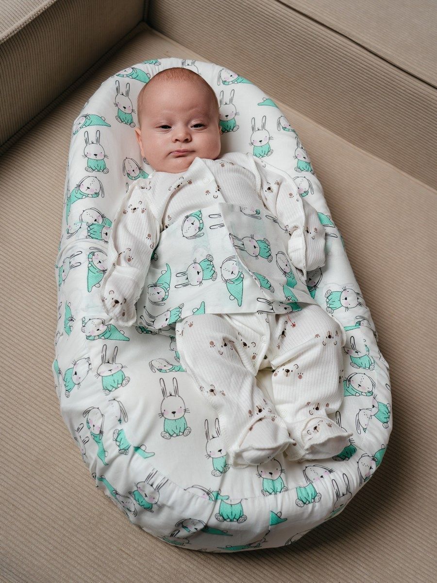снимок Подушка c эффектом памяти «Baby-Люлька» зайчики от магазина BIO-TEXTILES ОПТ