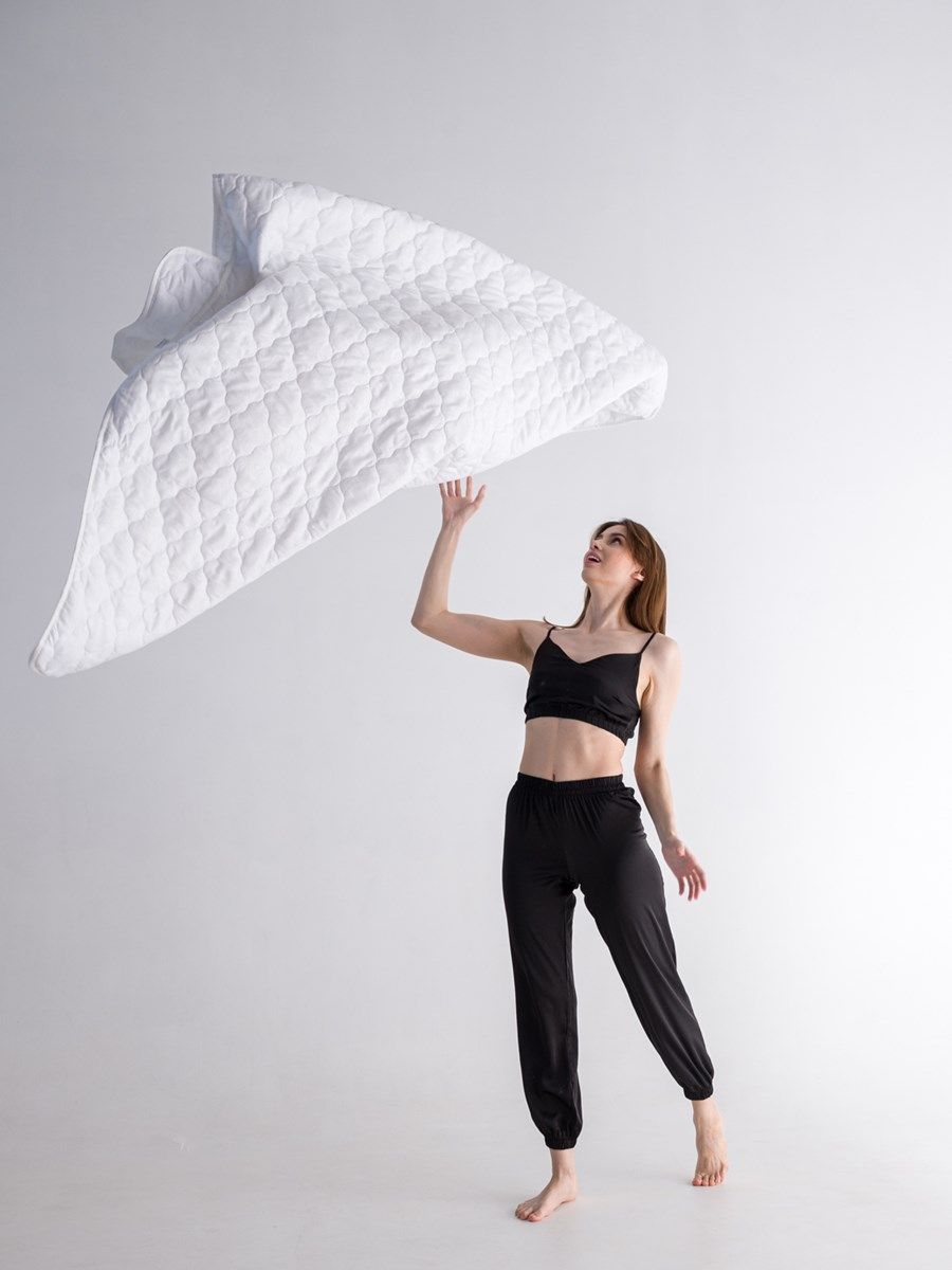 снимок Одеяло "Бамбук" облегченное  от магазина BIO-TEXTILES ОПТ